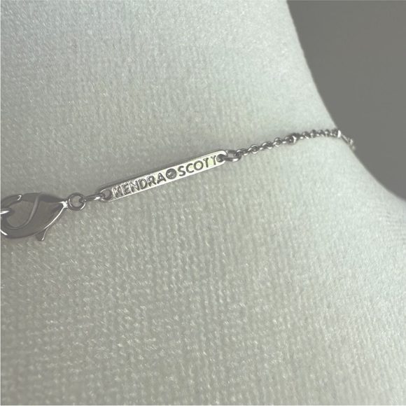 Kendra Scott Jolie Iridescent Dichroic Pendant - Picture 7 of 7